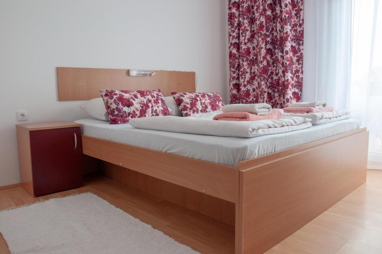 Apartmani Zvirac Soko Banja Exterior foto