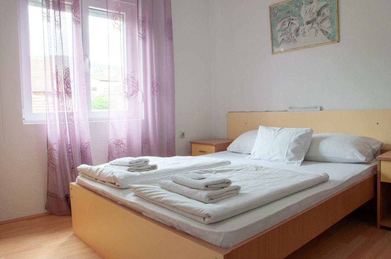 Apartmani Zvirac Soko Banja Exterior foto