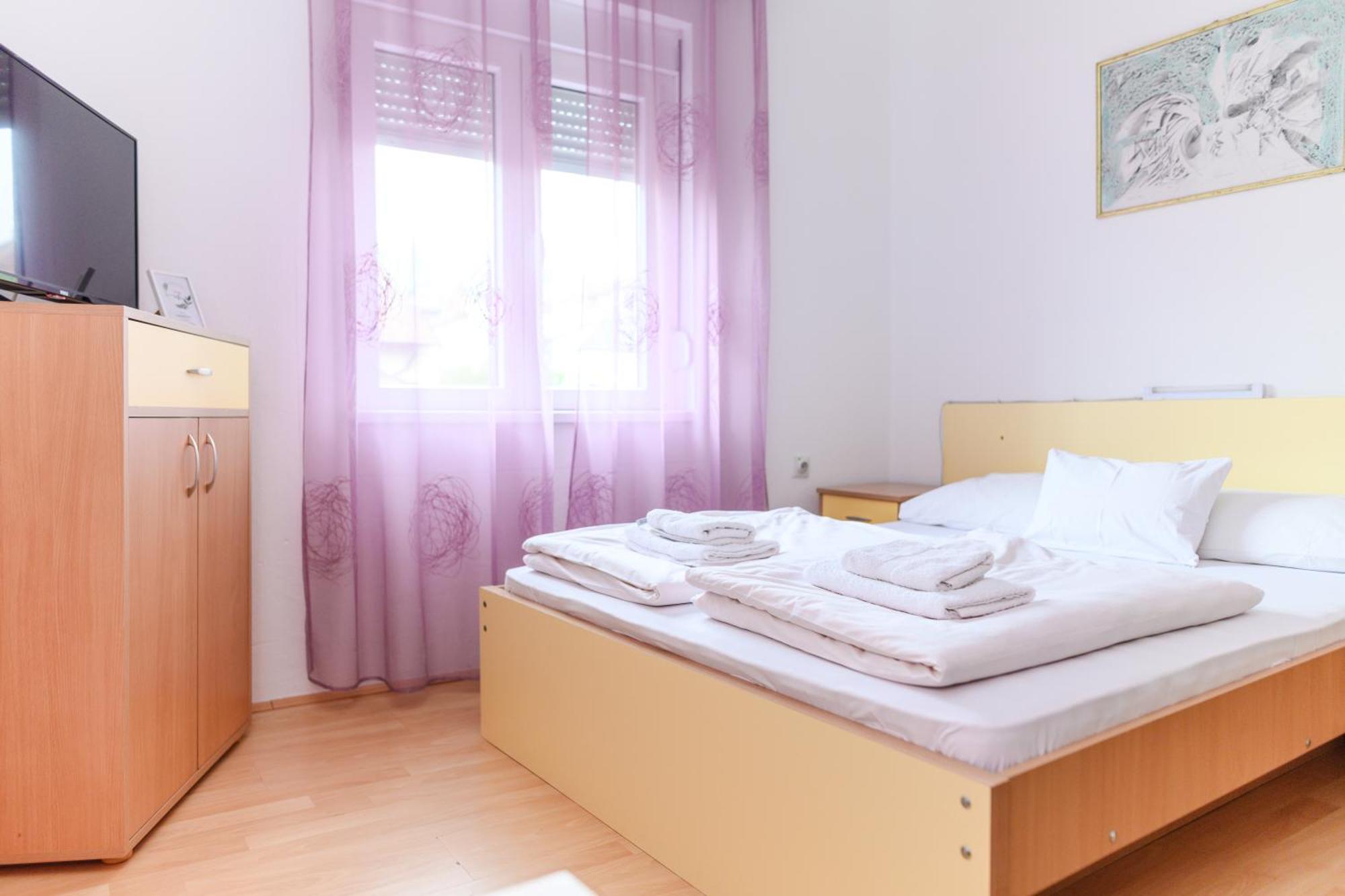 Apartmani Zvirac Soko Banja Exterior foto