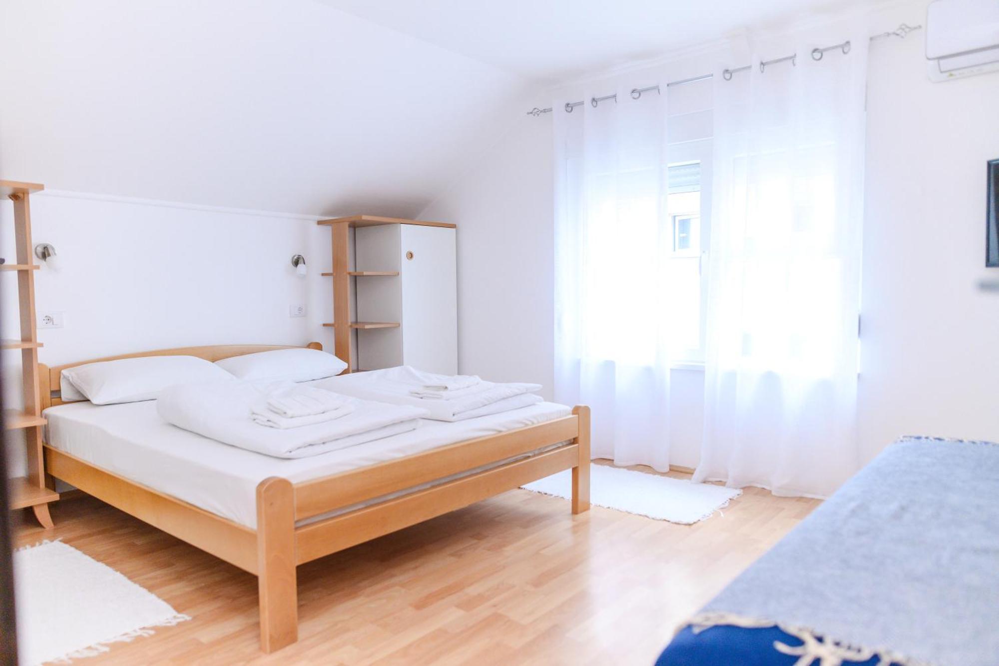 Apartmani Zvirac Soko Banja Exterior foto